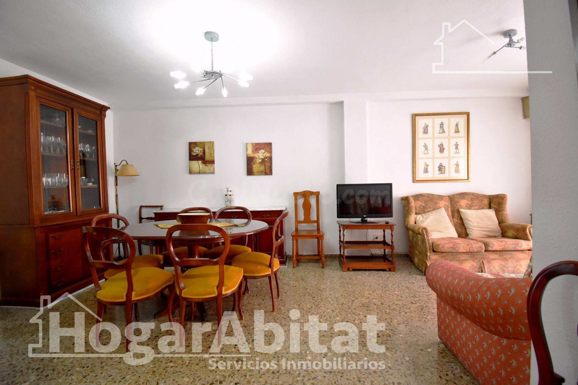 EXTERIOR DE CUATRO DORMITORIOS CON BALCÓN JUNTO AL PASEO DE  - foto 2