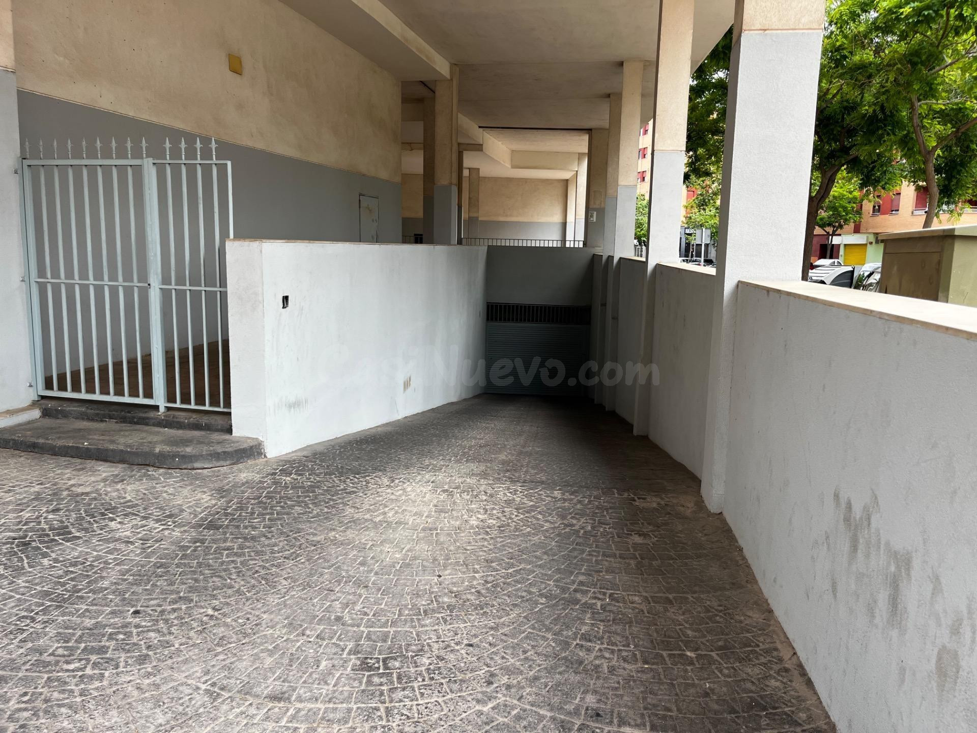 Garaje en Passeig de la Universidad, 40 - foto 5