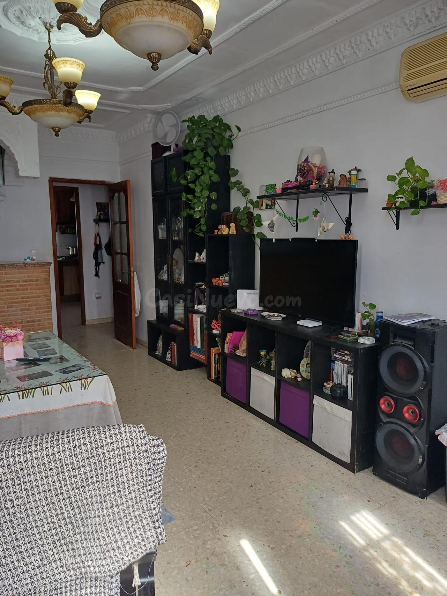 SE VENDE PISO EN PRIMERA PLANTA EN ZONA BARRIO BAJO - foto 2