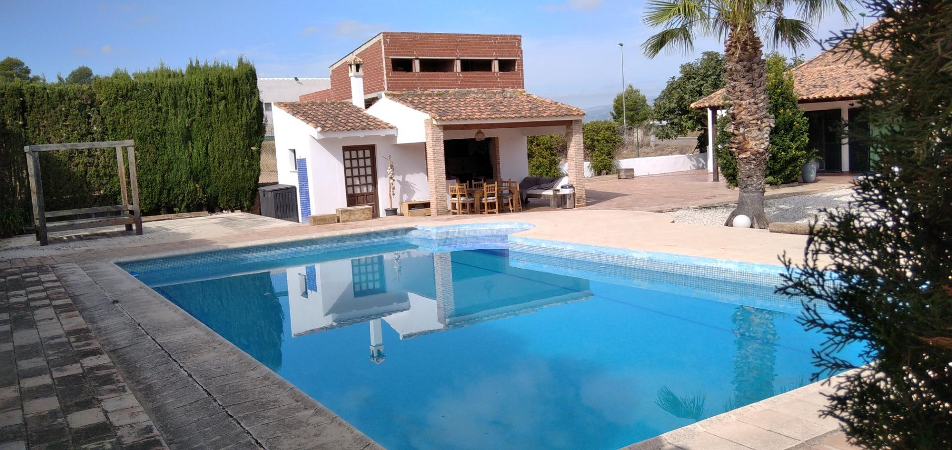 Casa 7 habitaciones 700m² en venta - Coto riñales - foto 2