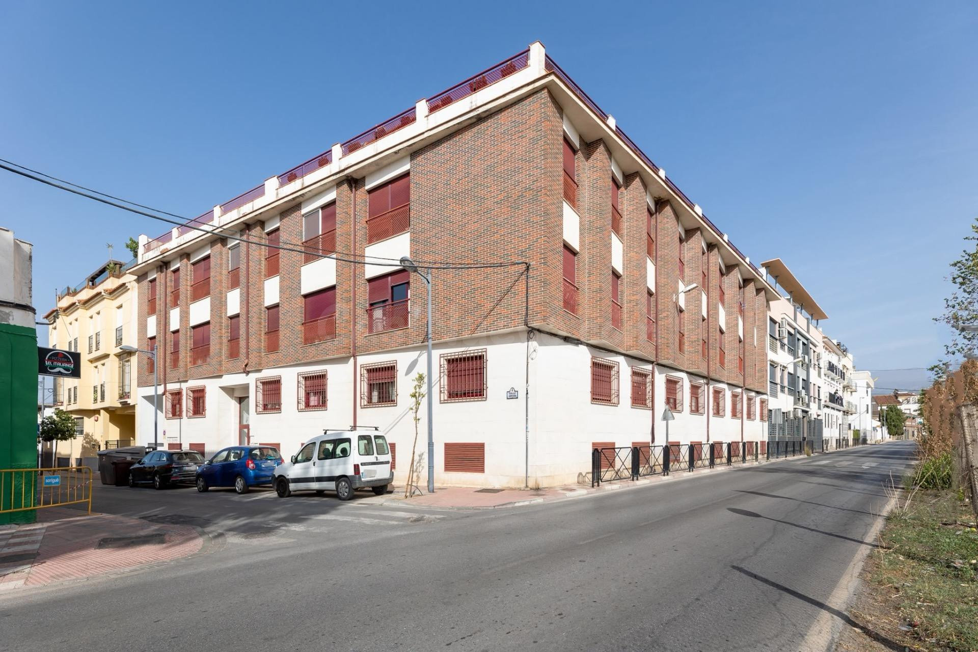 MAGNIFICO PISO EN ARMILLA DE 2 DORMITORIOS CON TRASTERO