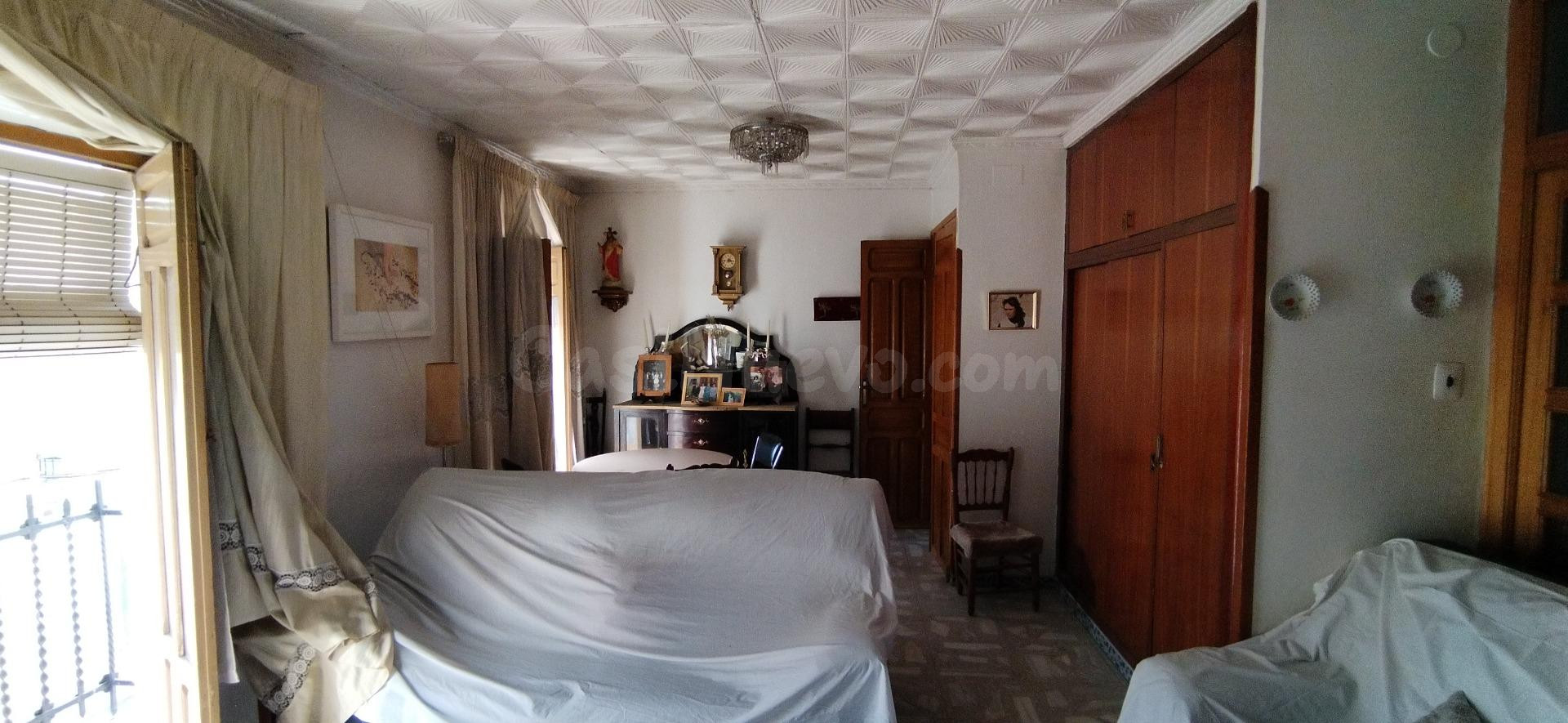 Casa 5 habitaciones 377m² en venta - Barrio la caverina - foto 3