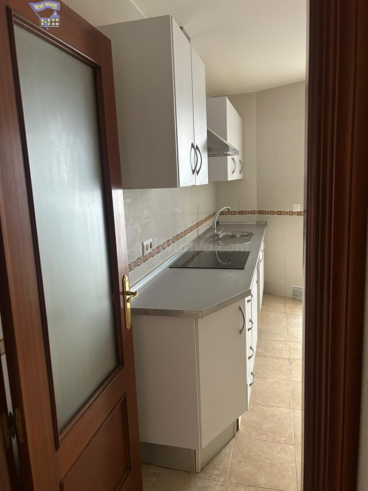 SE VENDE PISO EN ZONA DEL PORTICHUELO - foto 3