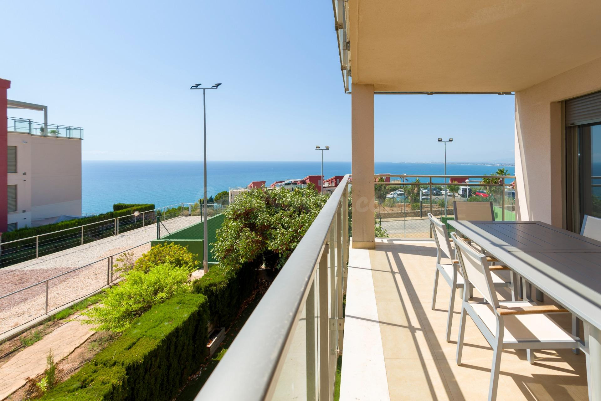 AMPLIO APARTAMENTO EN TORRE BELLVER PARA ENTRAR A VIVIR