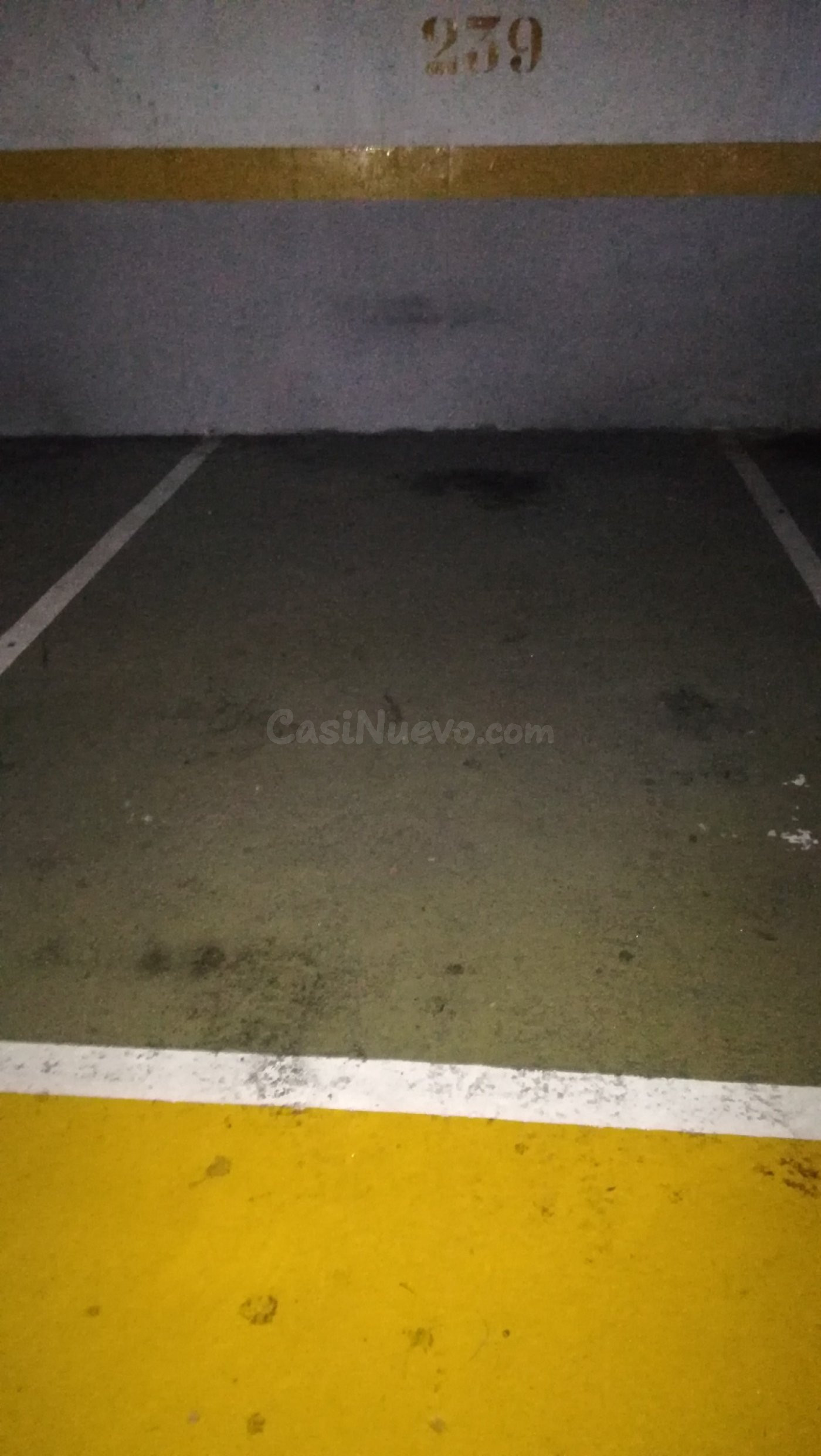 PLAZA GRANDE DE PARKING EN VENTA EN CORNELLA DE LLOBREGAT - foto 3