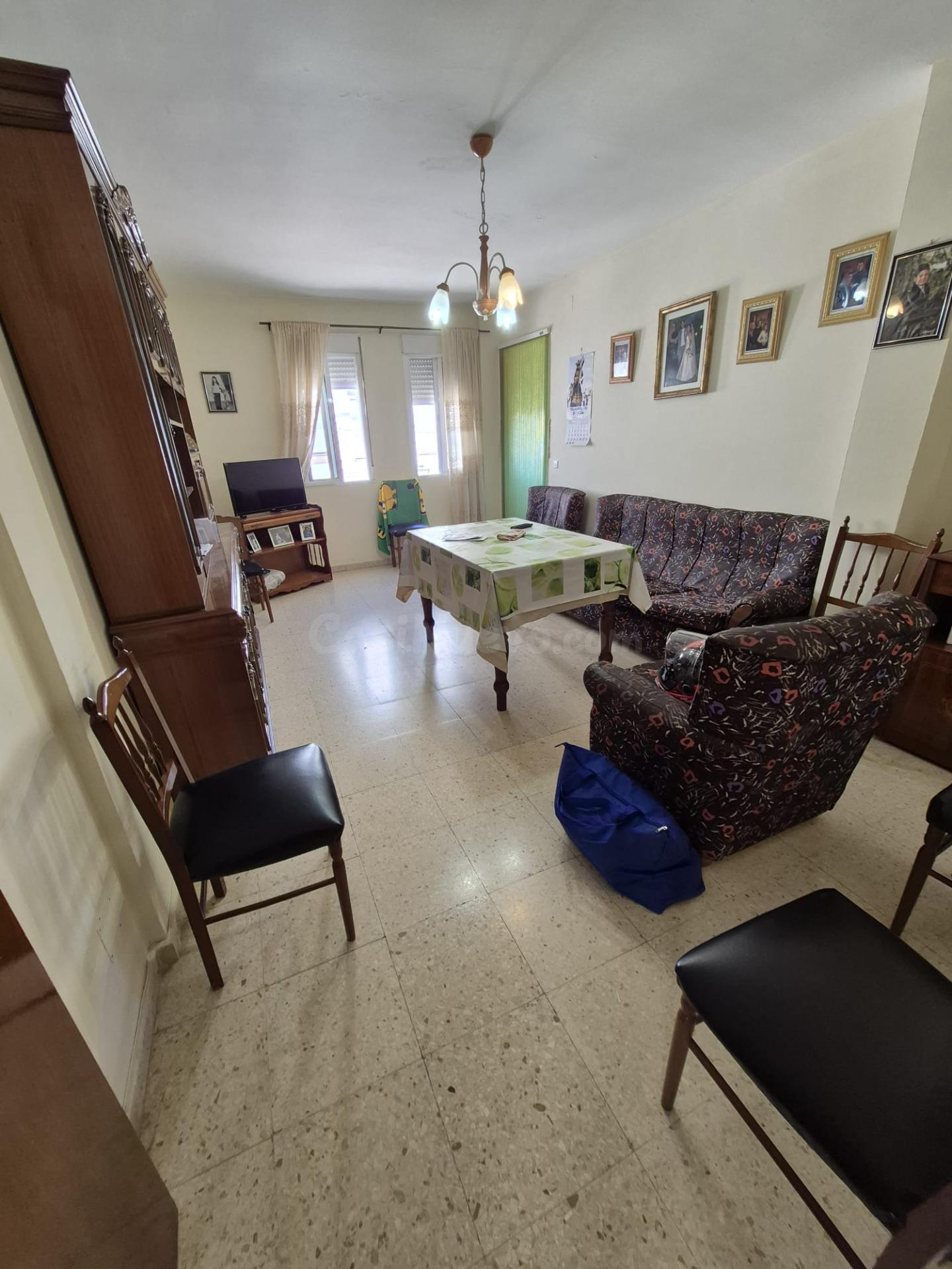 SE VENDE PISO EN ZONA DEL BARRIO BAJO EN ARCOS DE LA FRONTER - foto 2