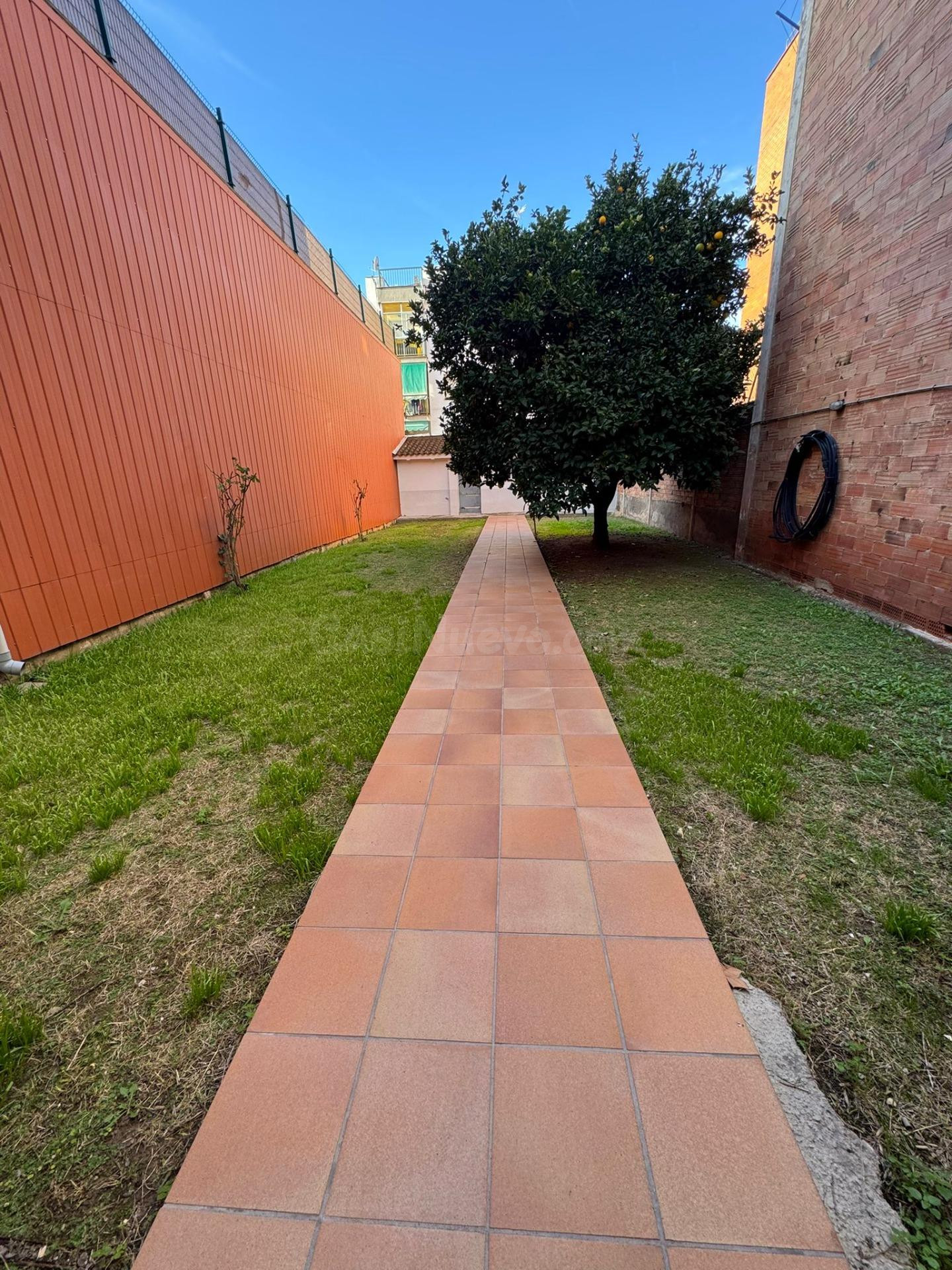 ESPECTACULAR CASA EN ZONA GAVARRA EN CORNELLA DE LLOBREGAT - foto 5
