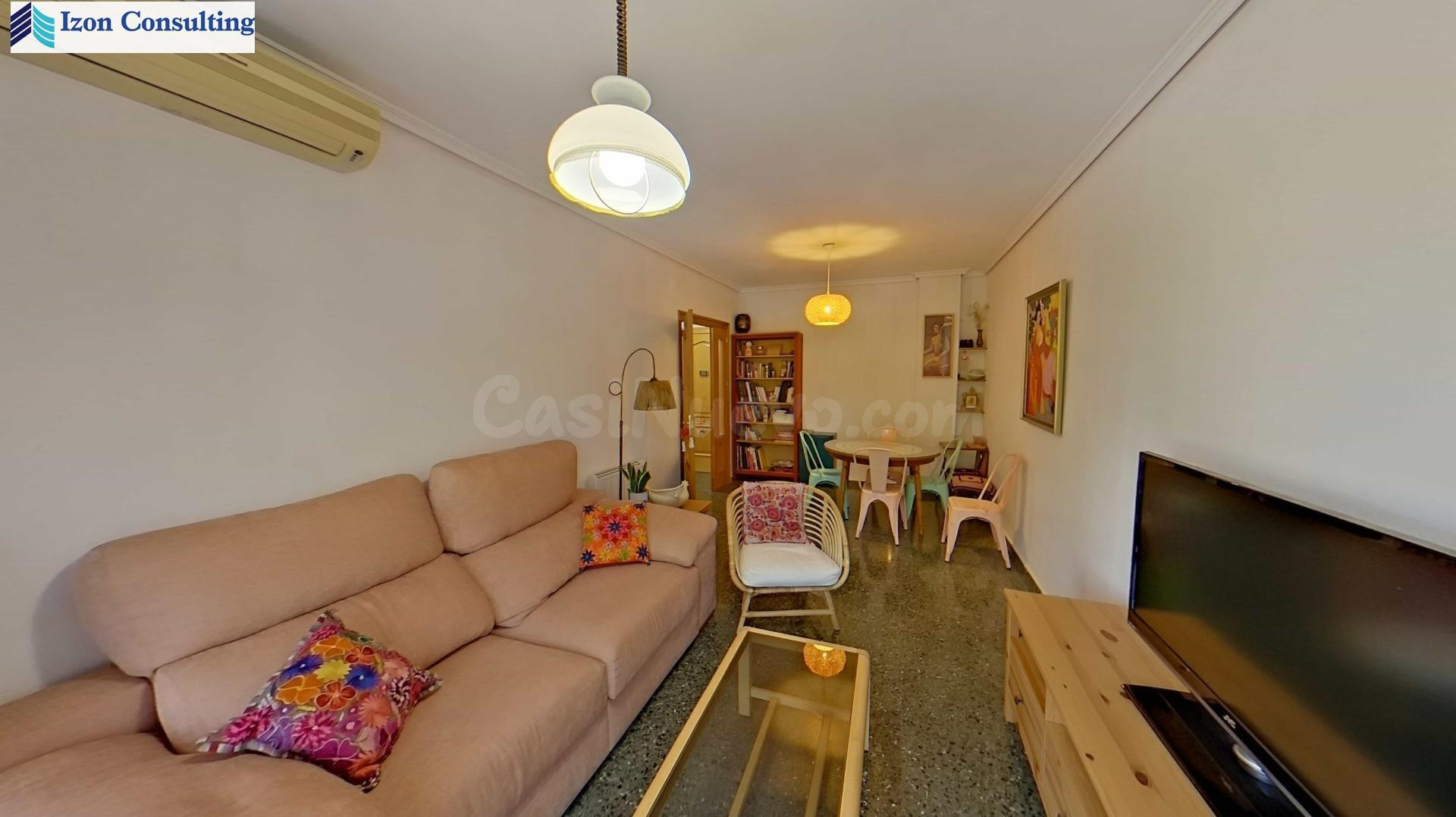 PISO DE TRES habitaciones , EN ZONA FERIA. - foto 2