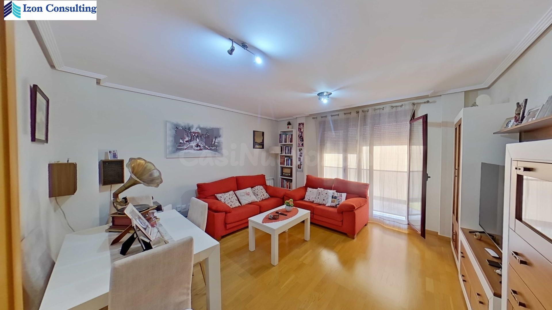 PISO DE DOS habitaciones , DOS BAÑOS Y TRASTERO