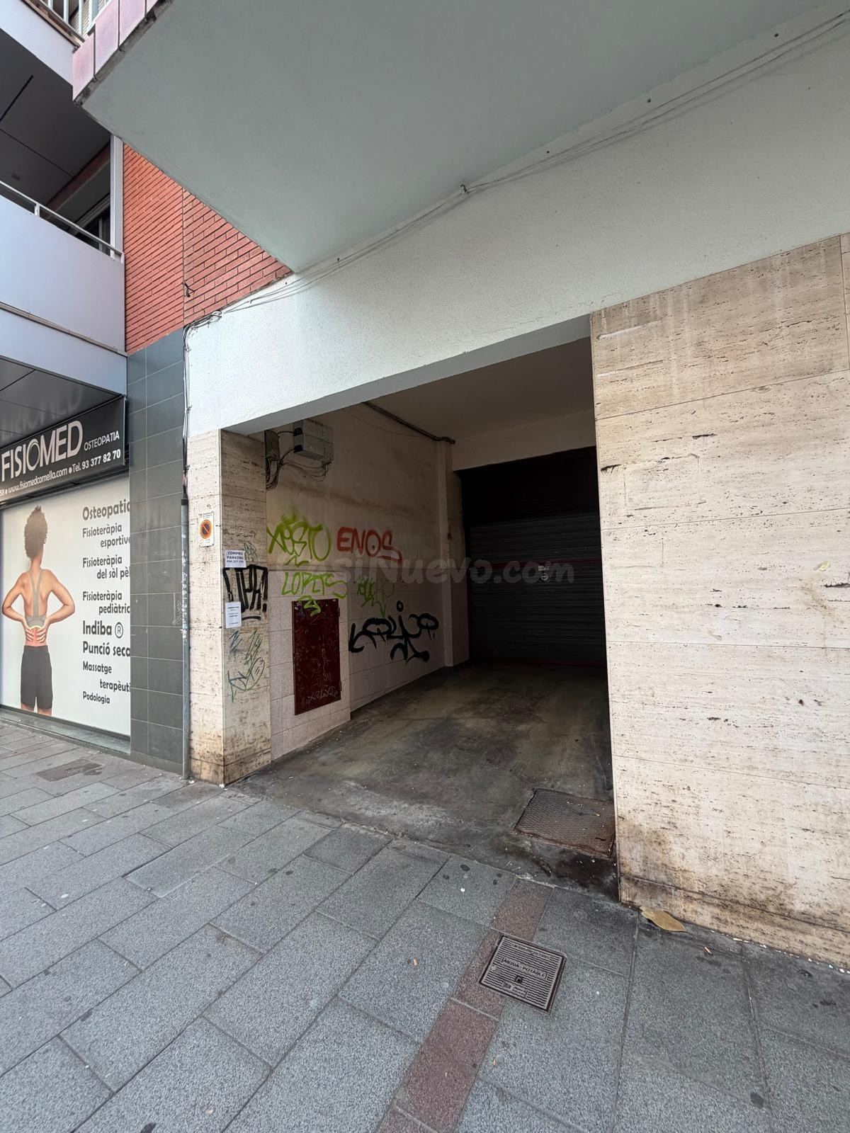 PLAZA DE PARKING EN VENTA EN BARRIO CENTRO DE CORNELLA DE LL - foto 3