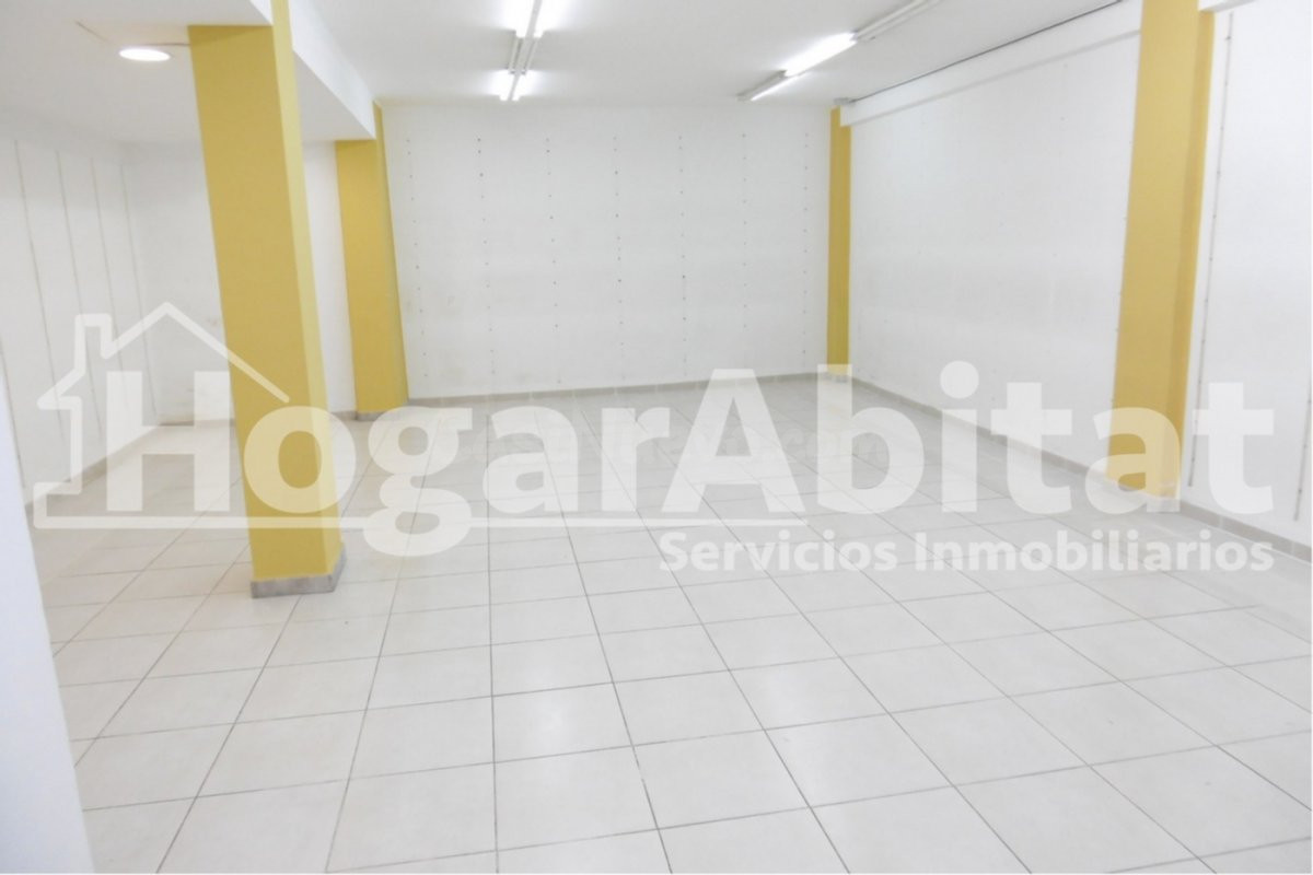 BAJO COMERCIAL DE 3 ALTURAS EN PLENO CENTRO DE CASTELLÓN