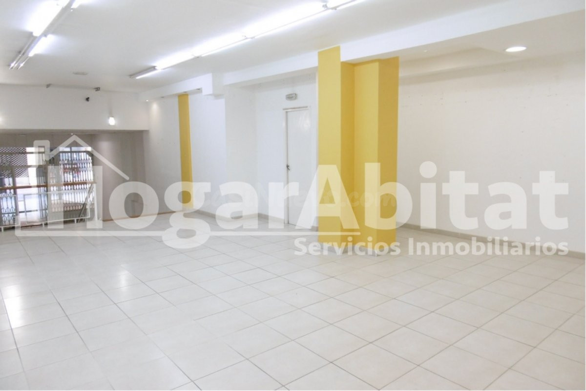BAJO COMERCIAL DE 3 ALTURAS EN PLENO CENTRO DE CASTELLÓN - foto 2