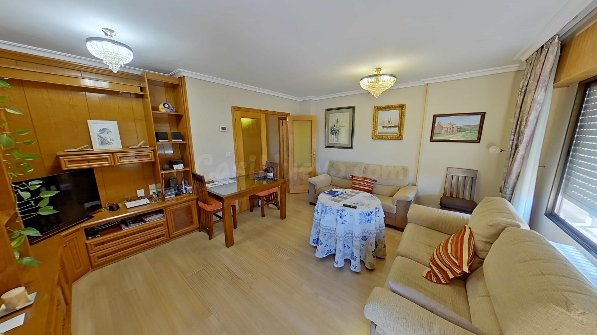 VIVIENDA CON BALCÓN EN ZONA CARREFOUR DISPONIBLE EN ALQUILER