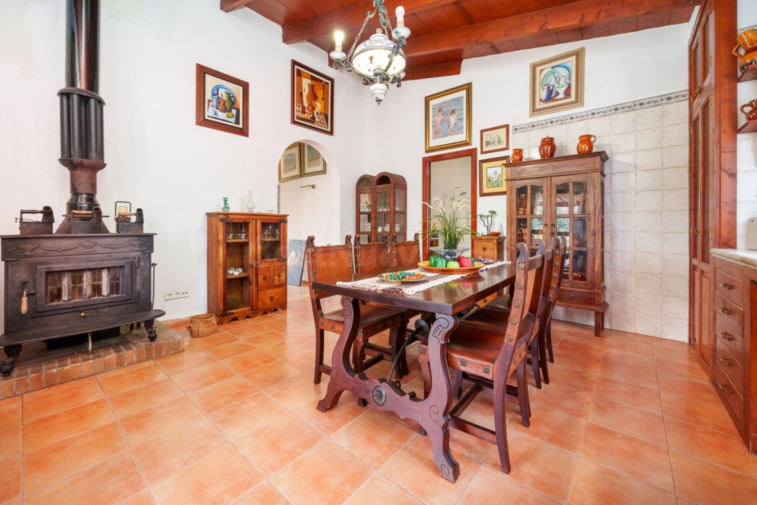 Finca Rústica con Múltiples Edificaciones y Gran Potencial. - foto 3