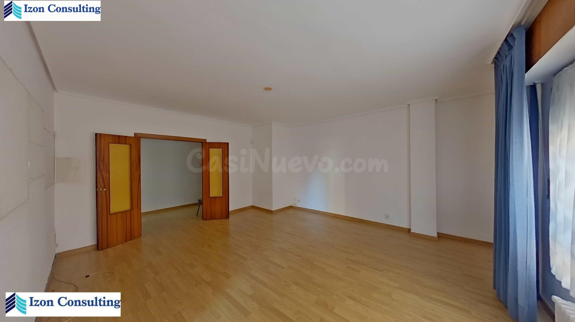 VIVIENDA ÚNICA EN EL CENTRO DE ALBACETE CON 6 habitaciones,  - foto 3