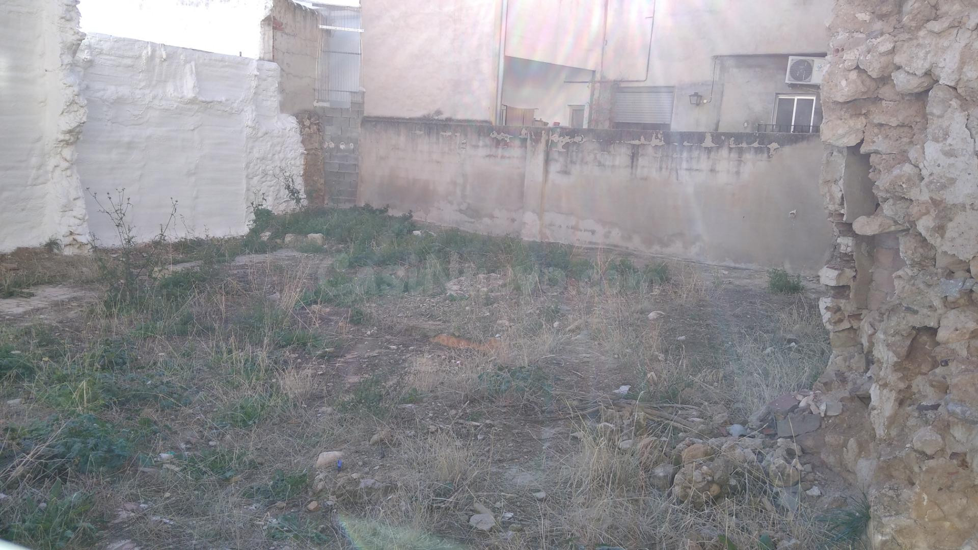 Terreno urbano en venta - Calasparra centro