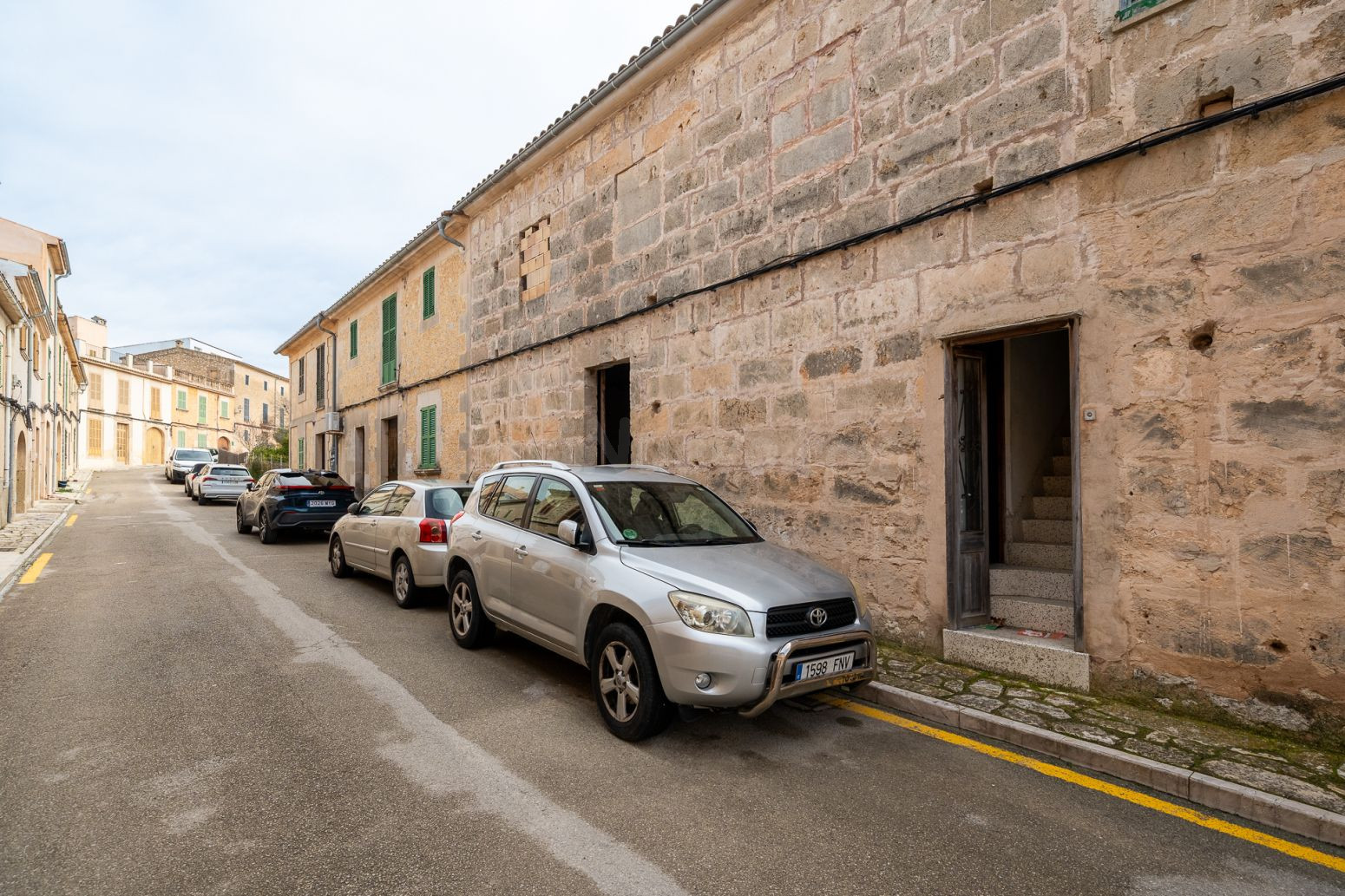 Casa con gran potencial en el centro de Montuiri - foto 3