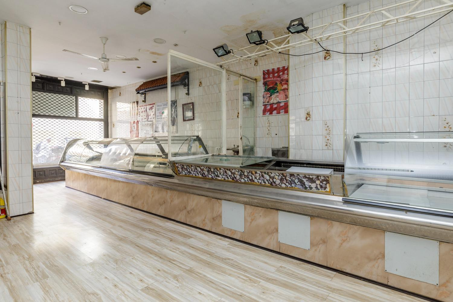 Local Comercial en el Corazón de Zaragoza: ¡Tu Oportunidad p - foto 4