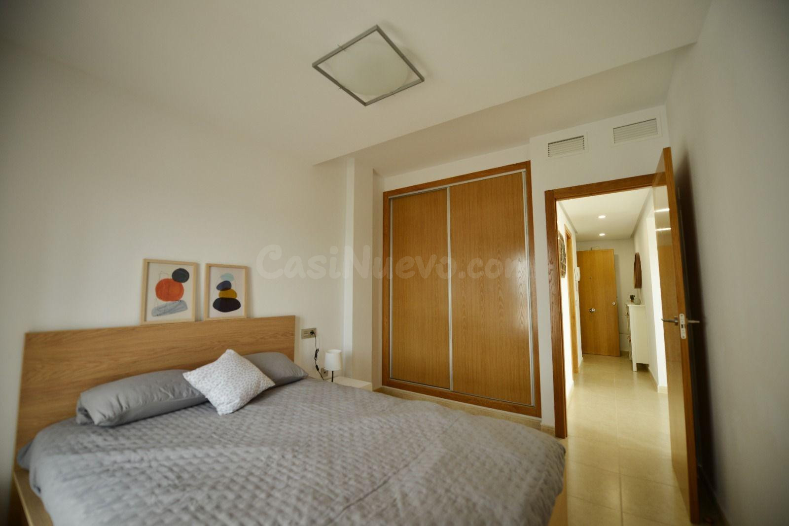 Apartamento exterior junto al tranvía | Piscina, gimnasio y  - foto 3