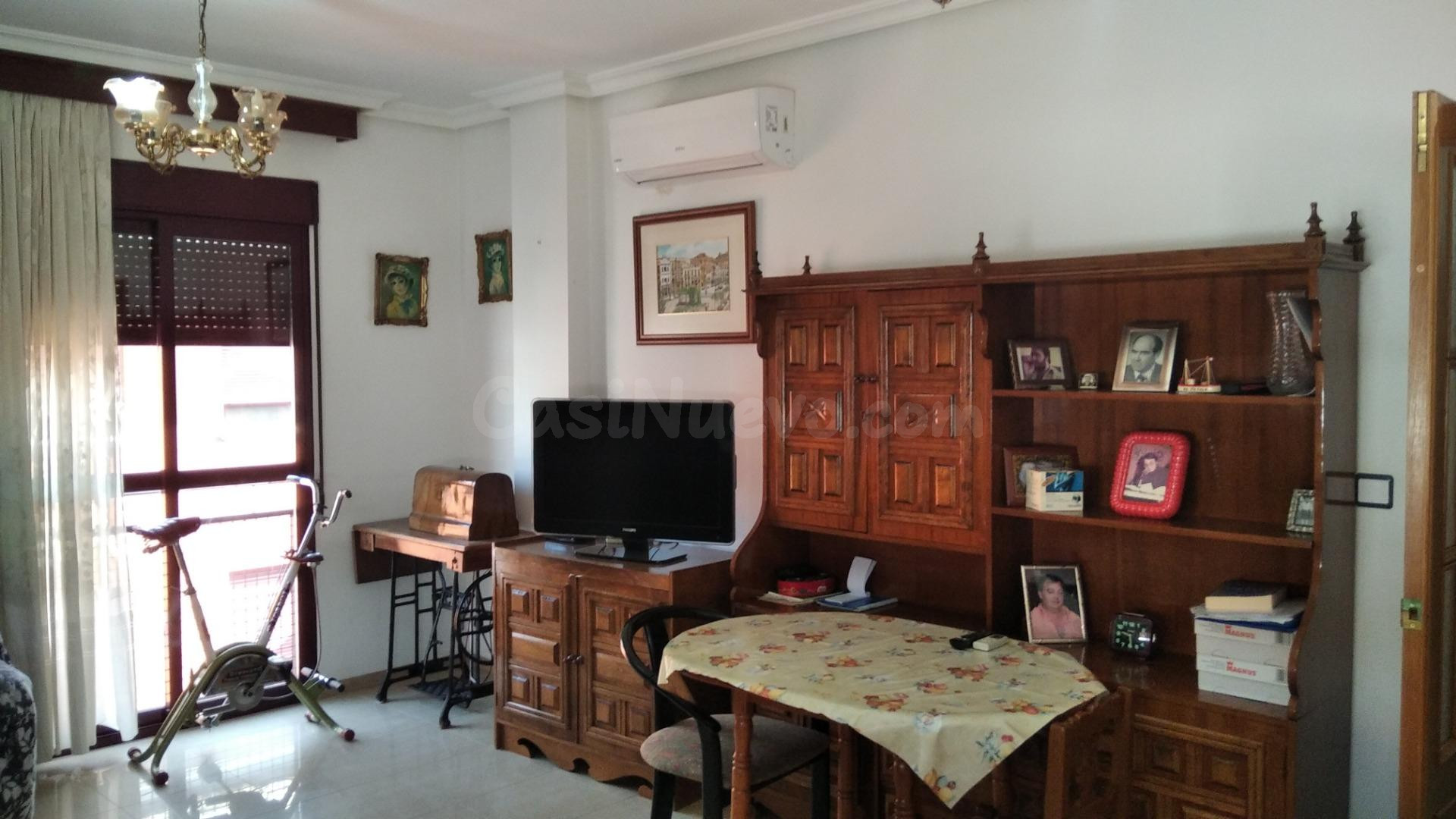 PISO EN PERFECTO ESTADO DE CONSERVACIÓN EN PLENO CENTRO DE C - foto 3