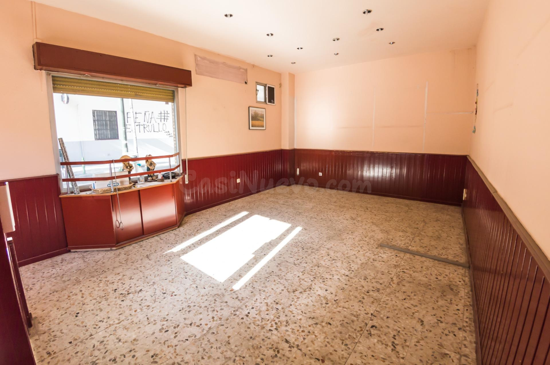 LOCAL COMERCIAL EN VENTA EN LAS FUENTES - foto 3