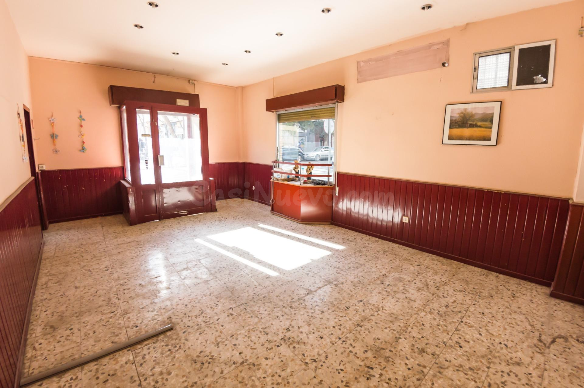 LOCAL COMERCIAL EN VENTA EN LAS FUENTES - foto 4