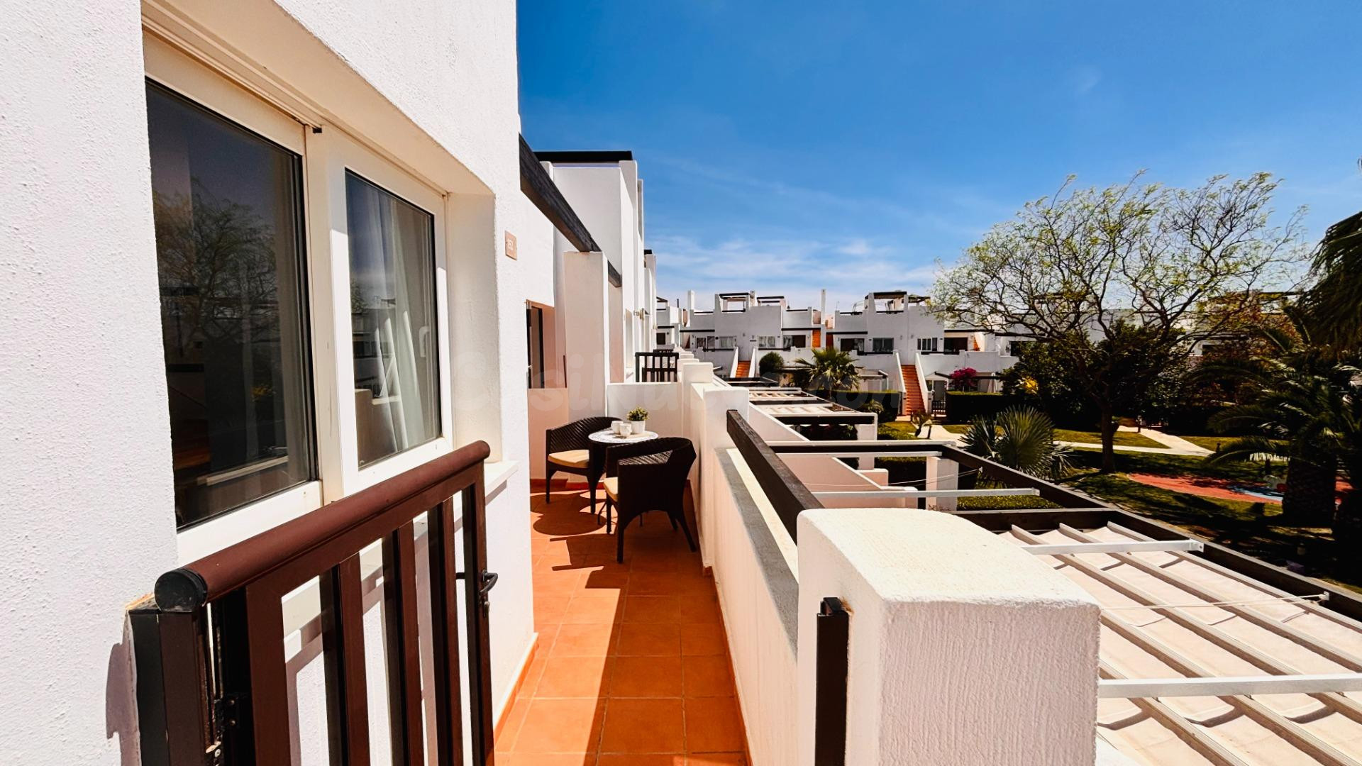 Precioso Ático 2 Dormitorios con Gran Solarium Privado, Pisc - foto 4