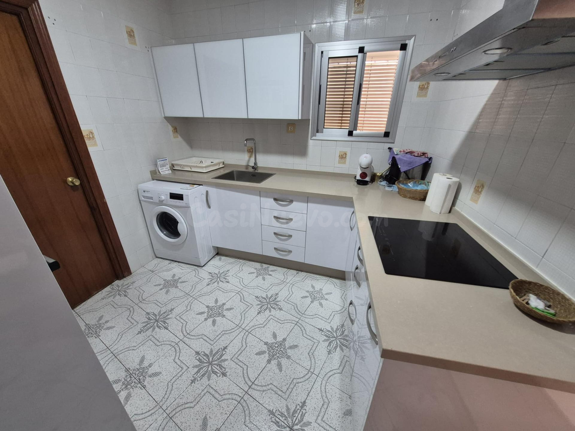 SE VENDE CASA EN ZONA CERCANO A CENTRO - foto 2
