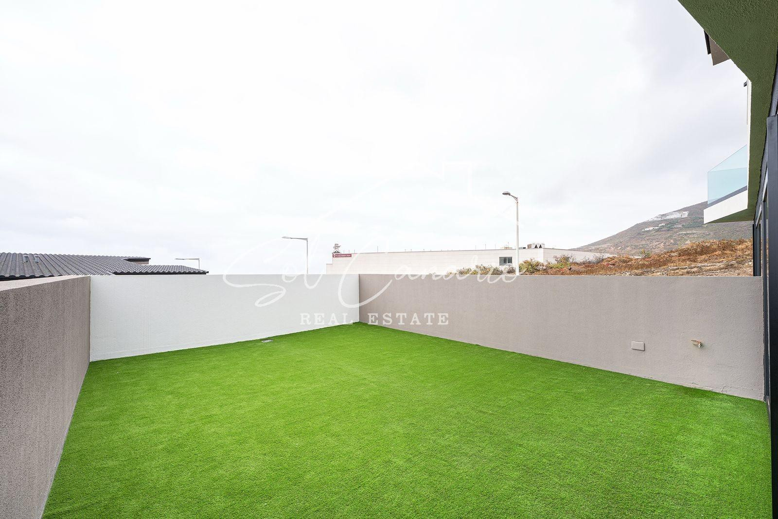 Chalet adosado en venta localizado en Santa María de Guía - foto 5