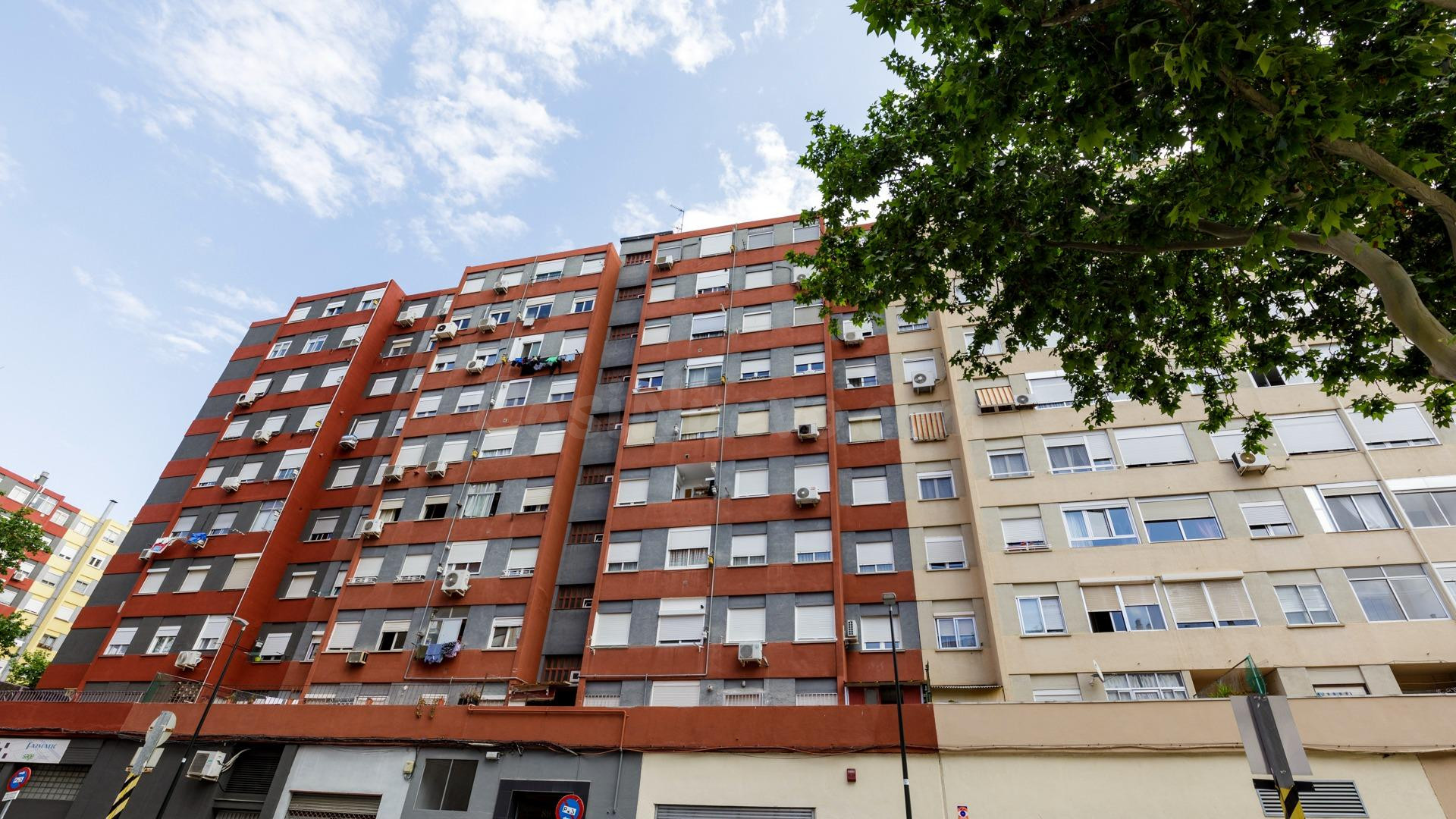 Garaje a la venta en Calle Emilio Castelar, zona La Granja