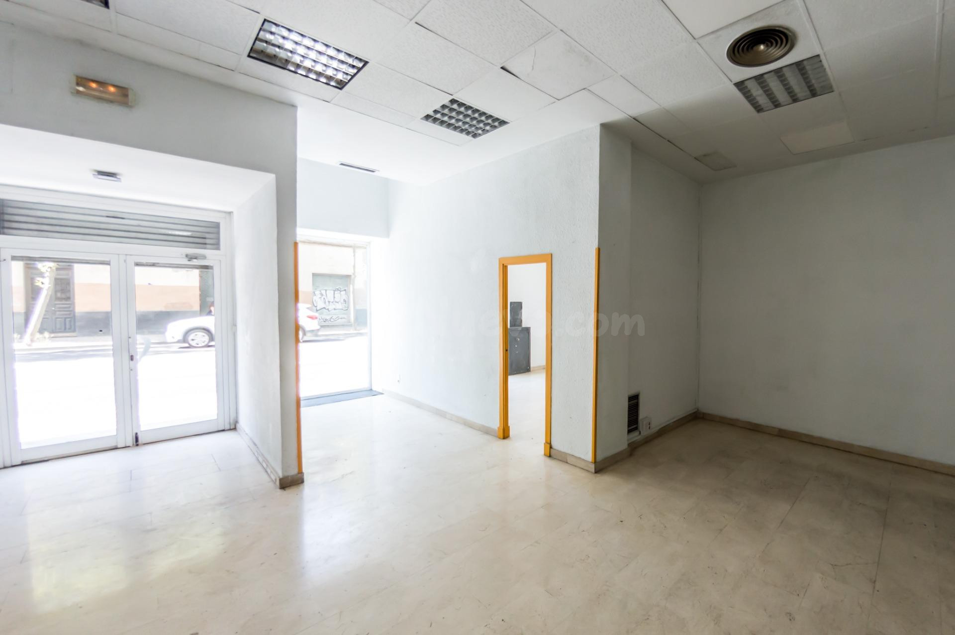 Local comercial en alquiler en Avenida Cataluña, 106: 165 m2 - foto 4