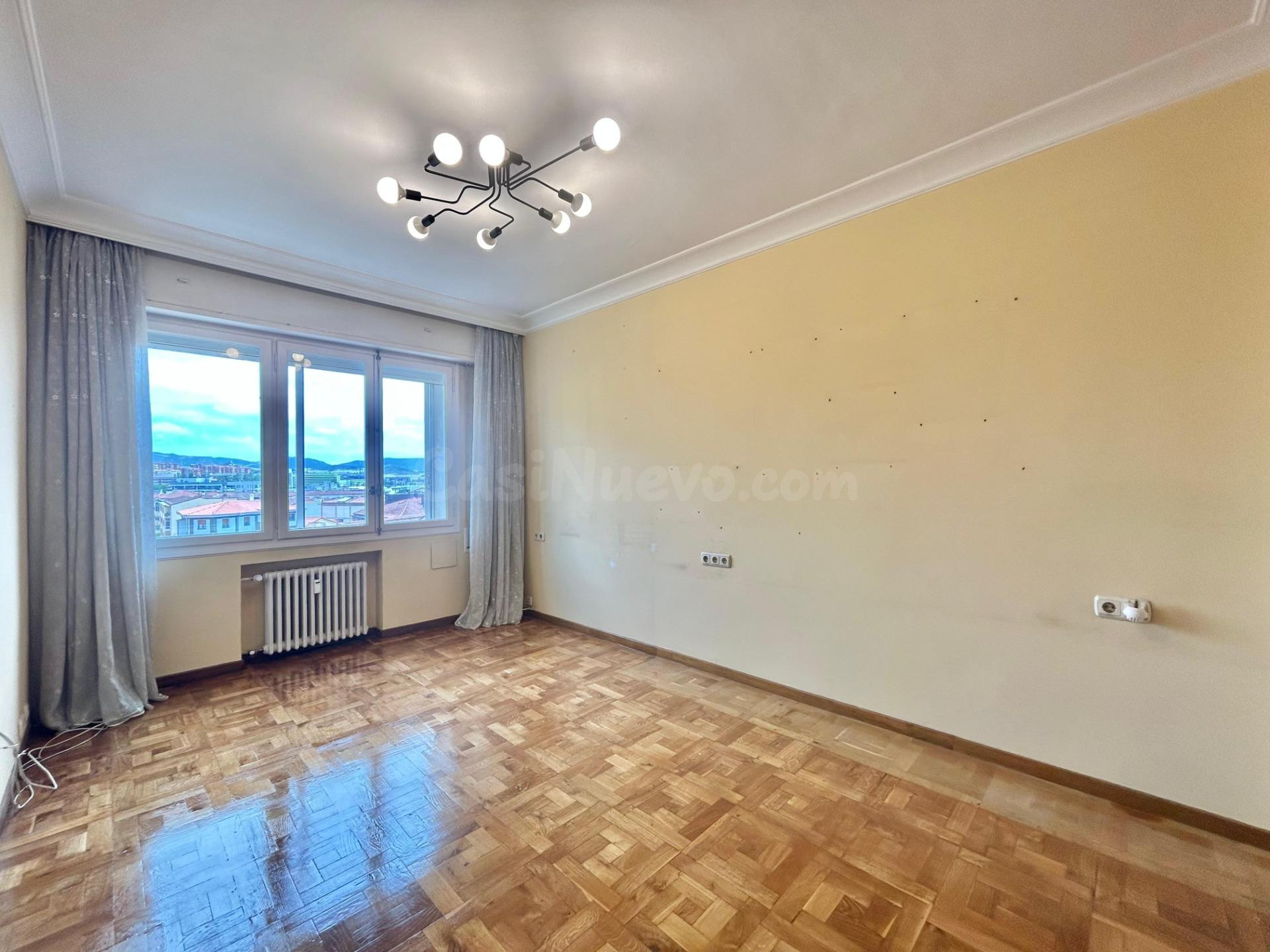 Exclusivo piso de 154 m2 en Avenida de Zaragoza, Pamplona - foto 3