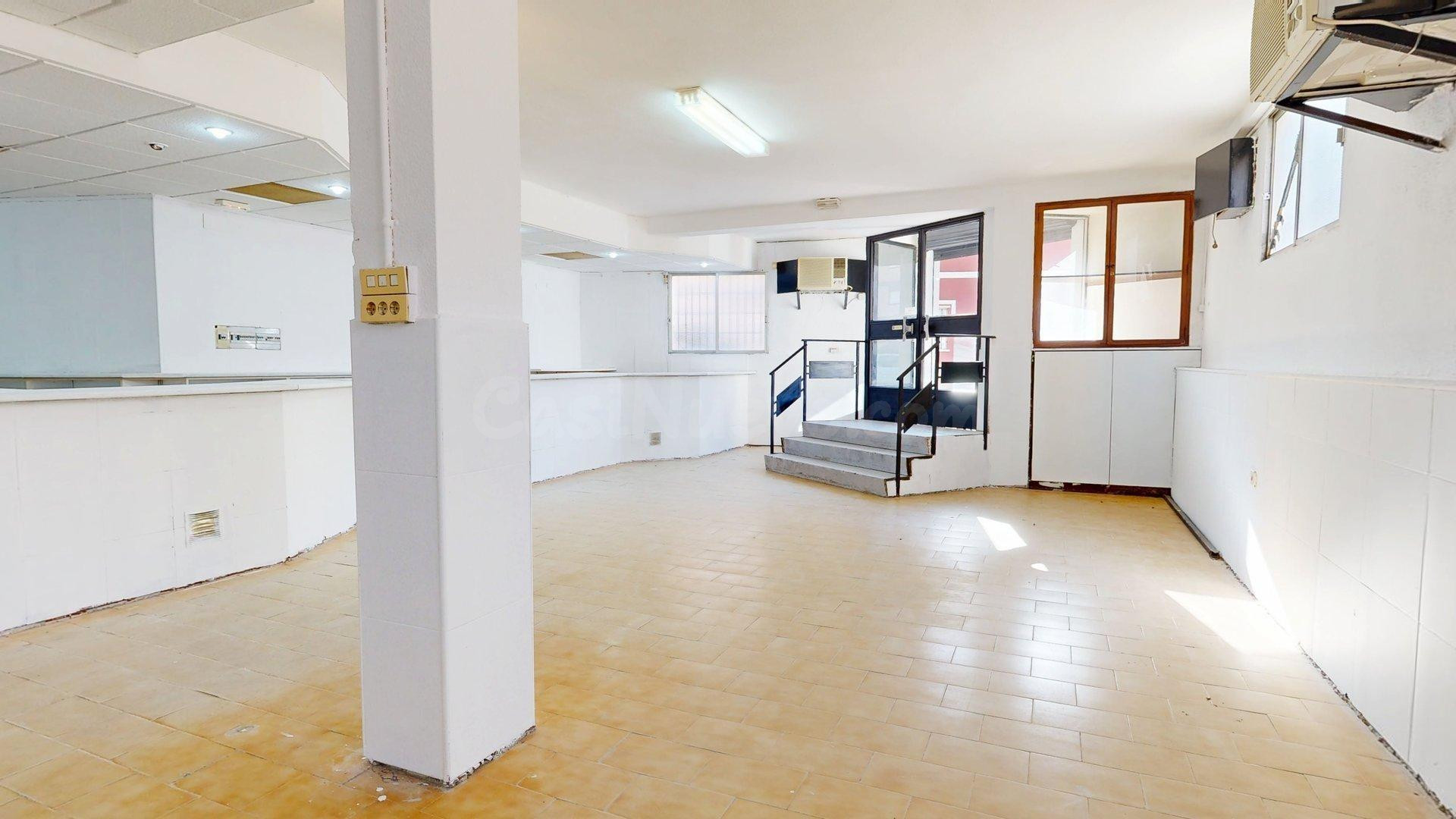 Local comercial en venta en Valdefierro: 162 m2 en esquina p - foto 3