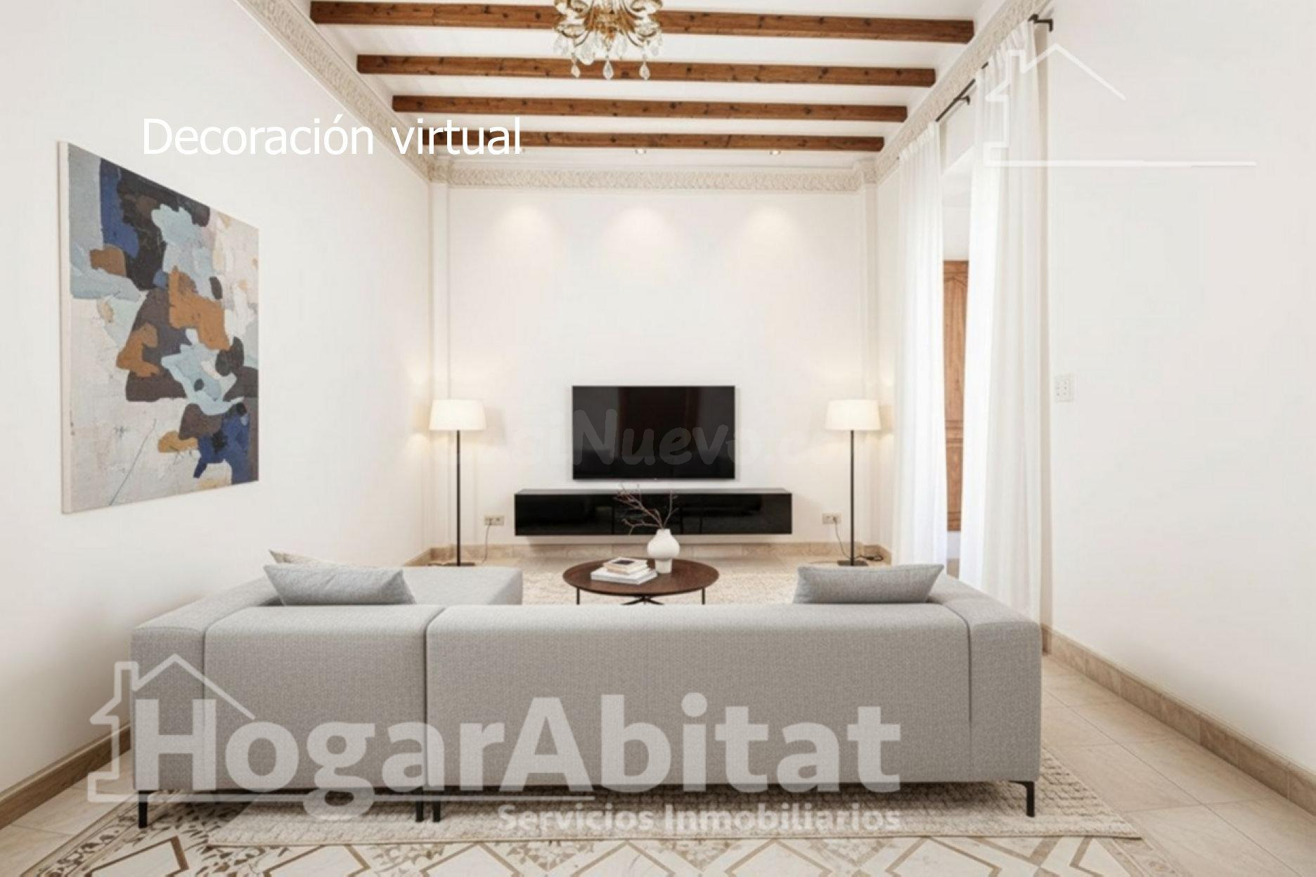 AMPLIA CASA ESQUINERA CON TERRAZA Y TRASTERO EN EL CENTRO - foto 4