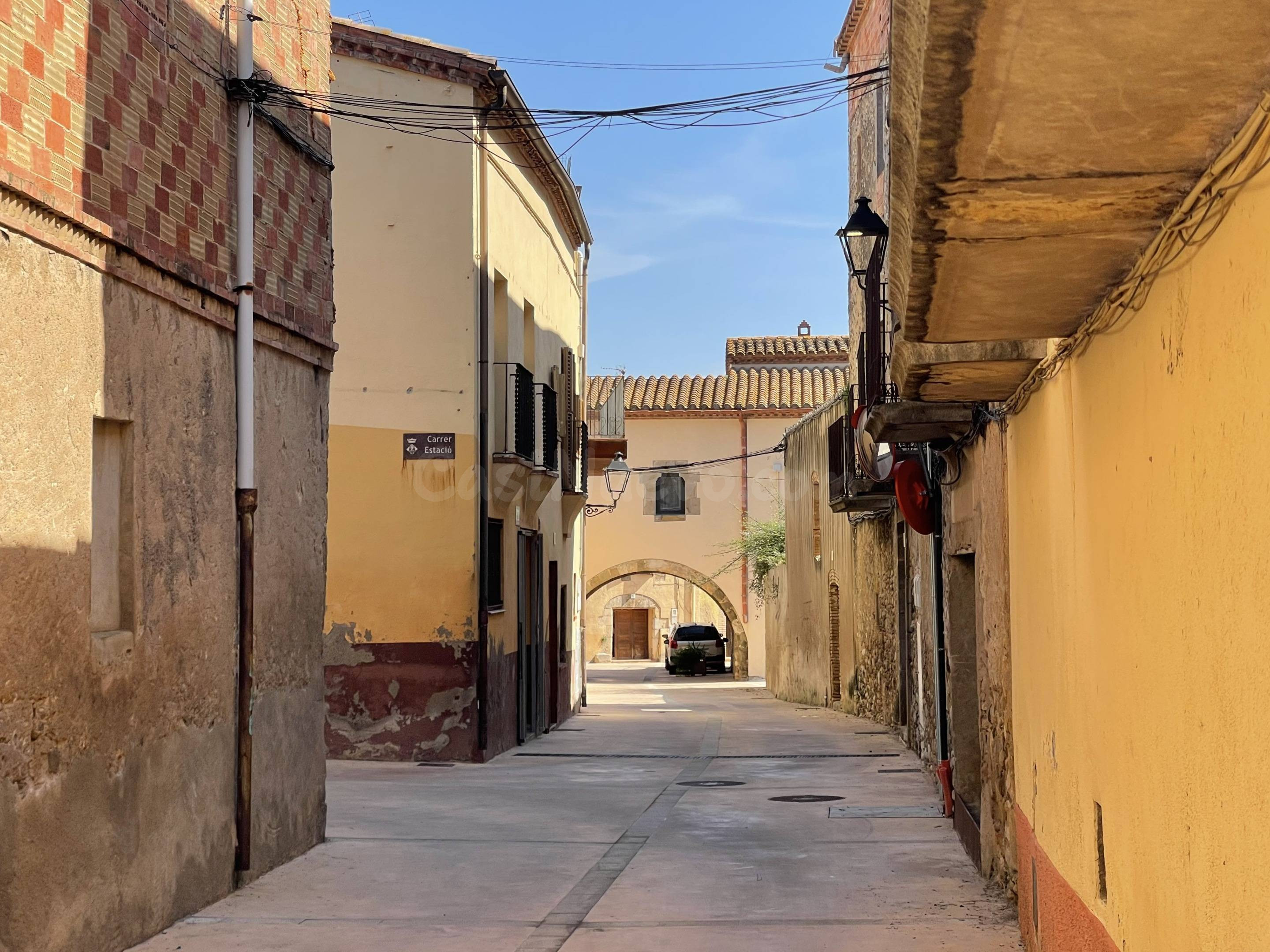 Casa singular con historia en la Plaza Mayor de Sant Miquel  - foto 2