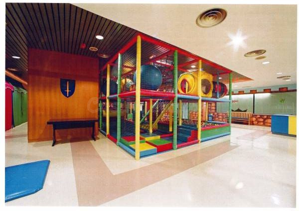 LOCAL COMERCIAL ACONDICIONADO EN AREA CENTRAL EN PERFECTO ES
