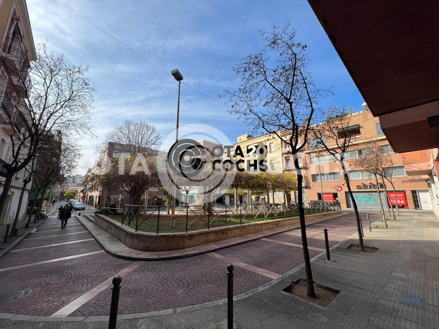 LOCAL EN ALQUILER EN PLAZA DEL VICTOR REUS - foto 3