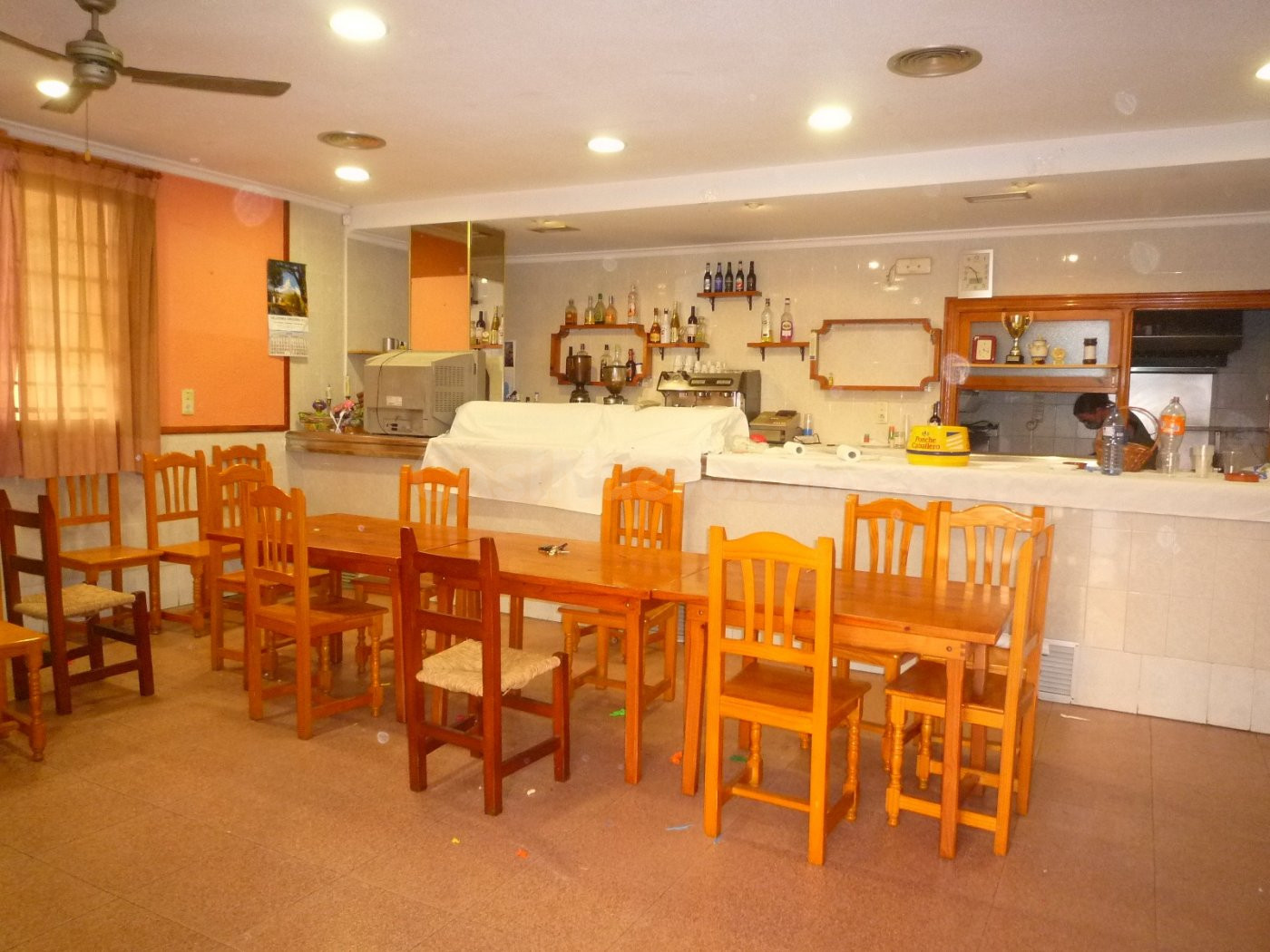 Local en GANDIA . IDEAL PARA HOSTELERIA