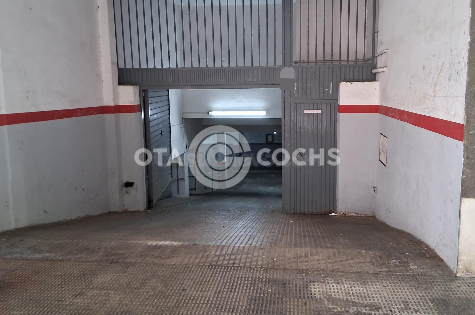 PLAZA DE PARKING EN PLAZA PARE GIL REUS - foto 3