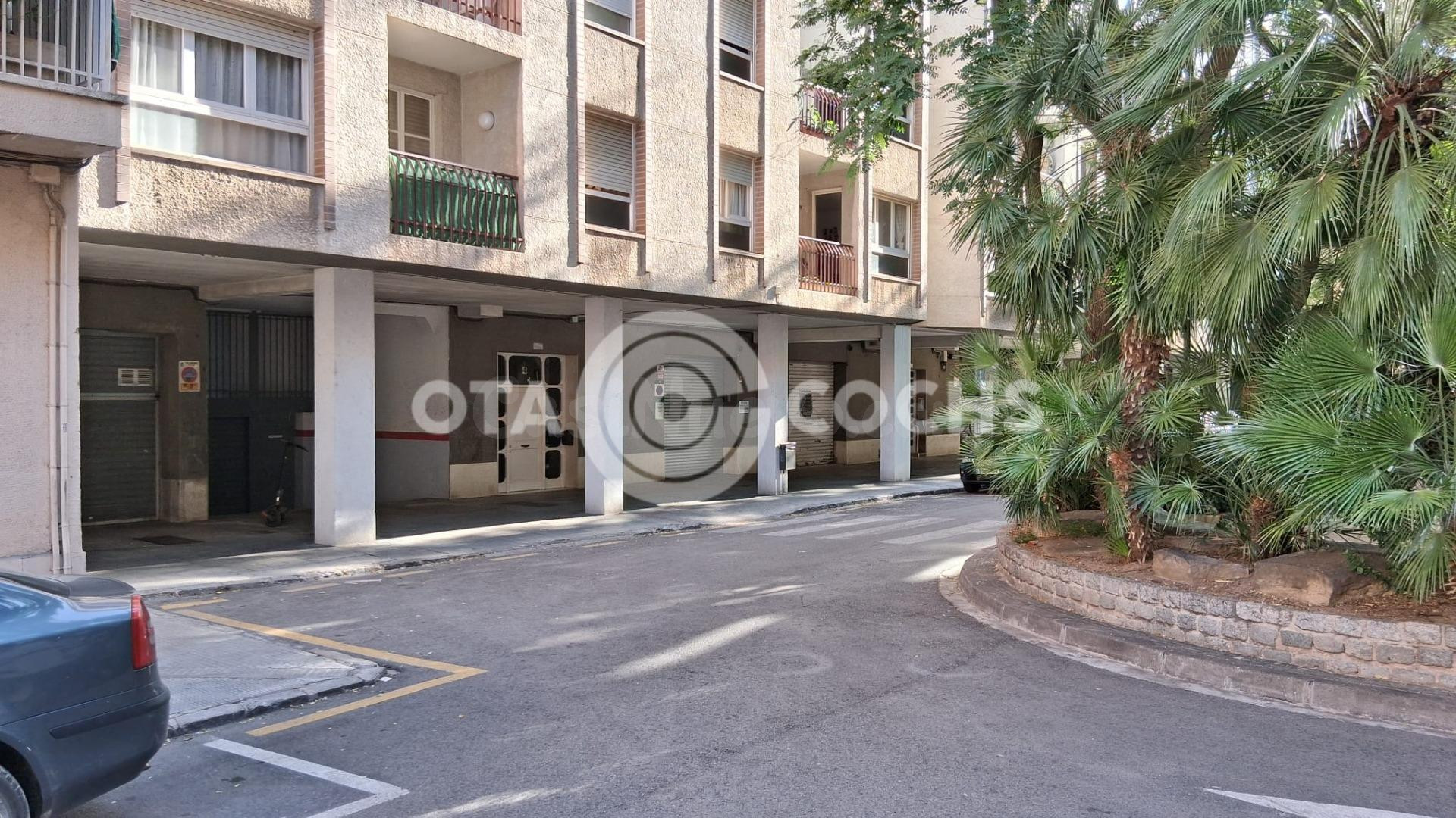 PLAZA DE PARKING EN PLAZA PARE GIL REUS - foto 4