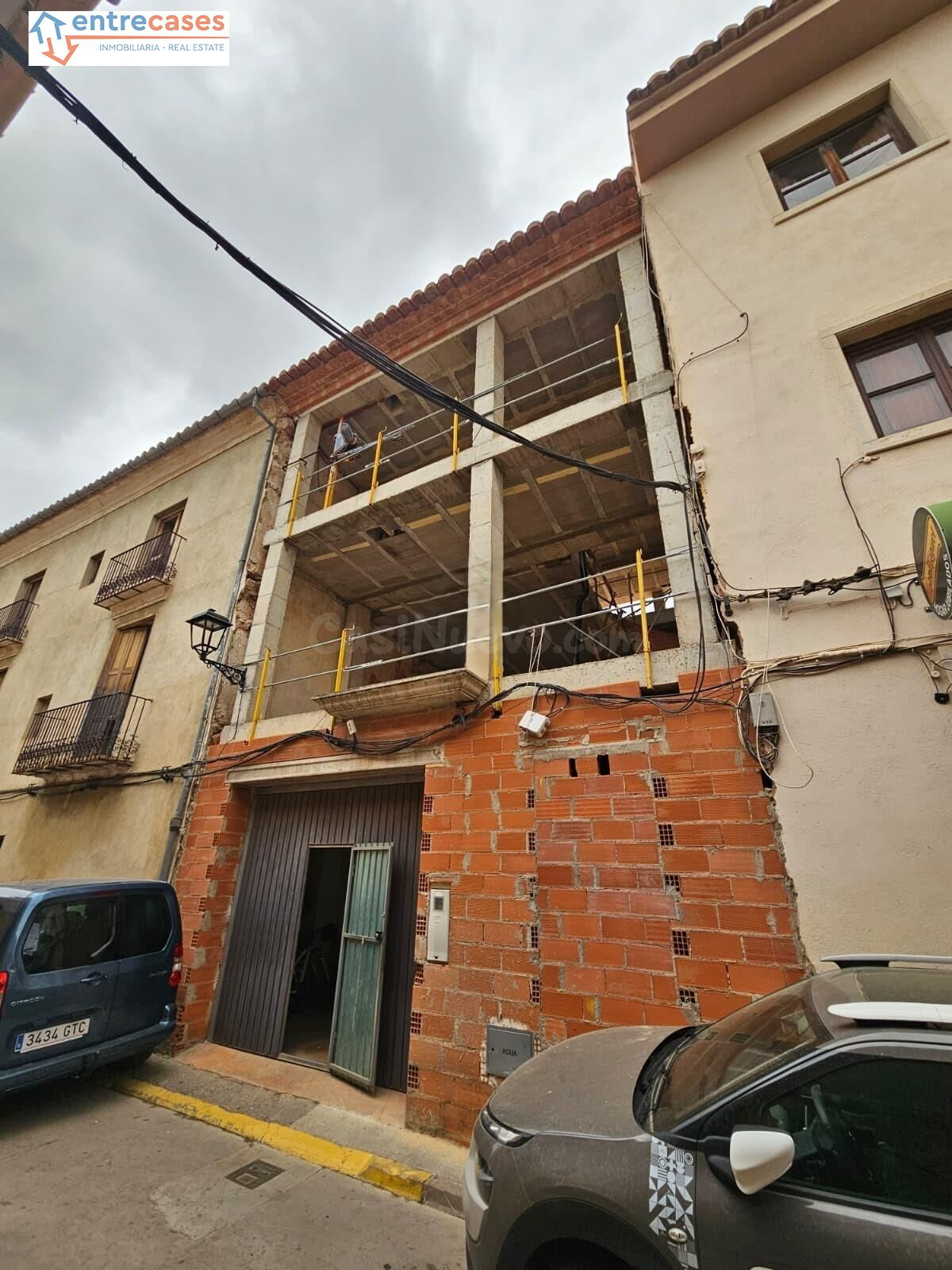 EDIFICIO DÚPLEX PARA TERMINAR A TU GUSTO + GRAN GARAJE + TER - foto 2