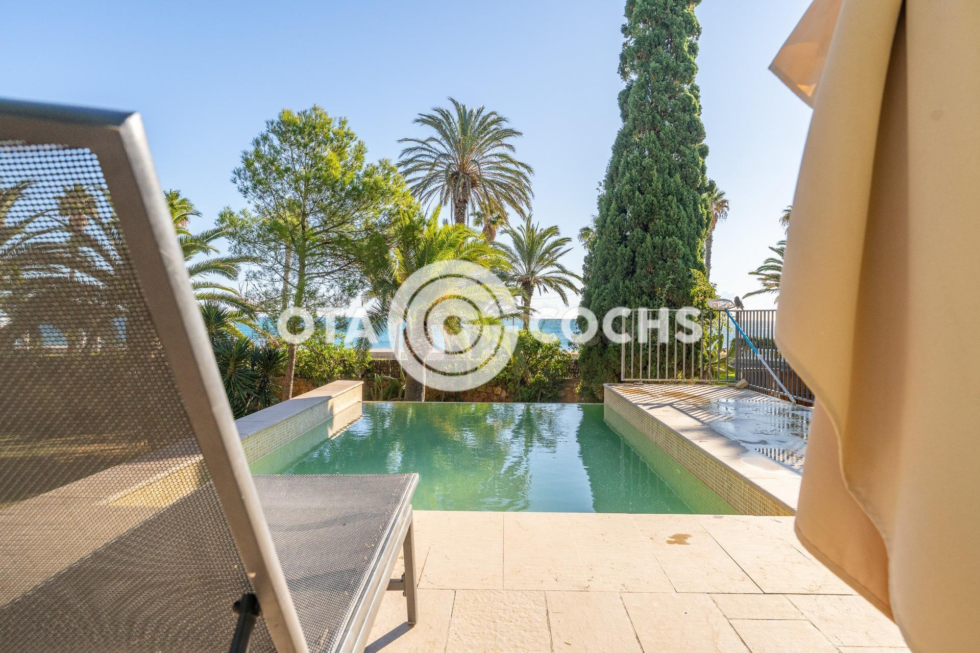 INCREIBLE CASA INDEPENDIENTE CON VISTAS DIRECTAS AL MAR - foto 3