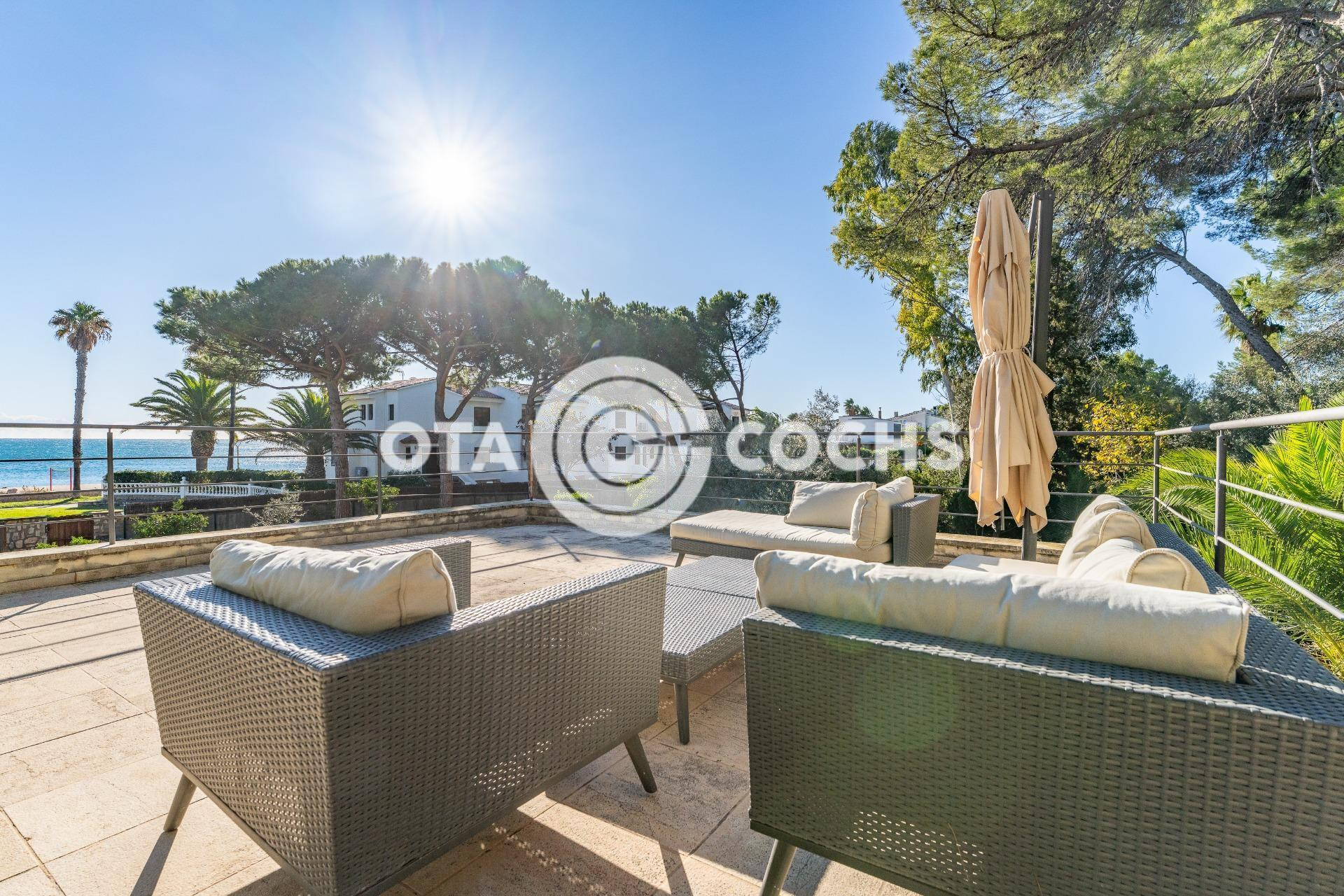 INCREIBLE CASA INDEPENDIENTE CON VISTAS DIRECTAS AL MAR - foto 5