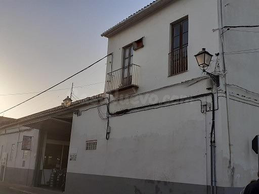 LOCAL COMERCIAL SITUADO EN PALMERA CON MUCHA VISIBILIDAD - foto 4