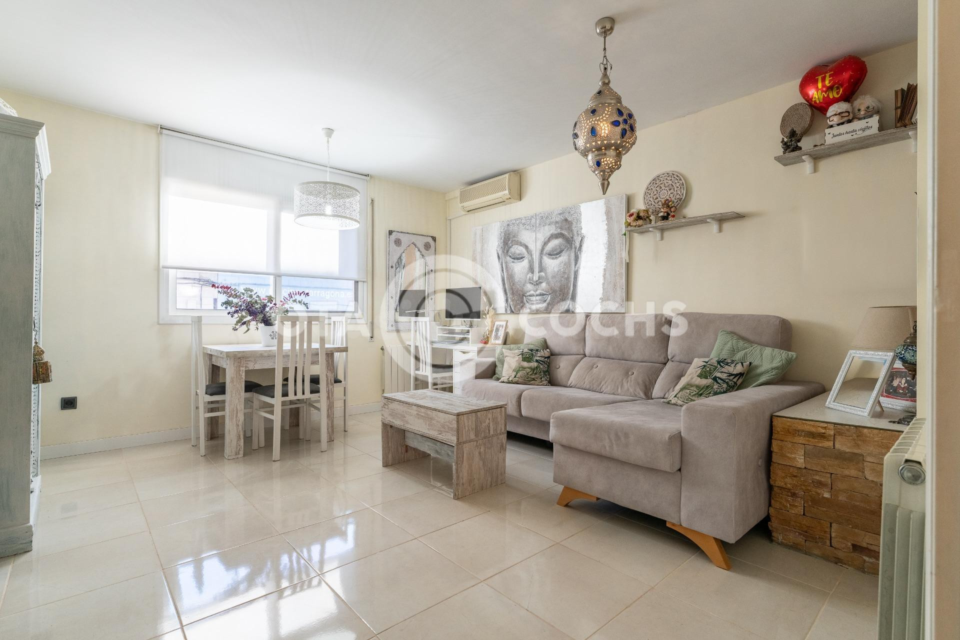 CASA ADOSADA DE 4 habitaciones EN REUS - foto 4