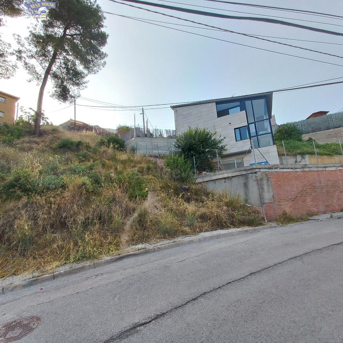 TERRENO URBANO DE 450 m2 EN RUBI ZONA SANT MUÇ - foto 4