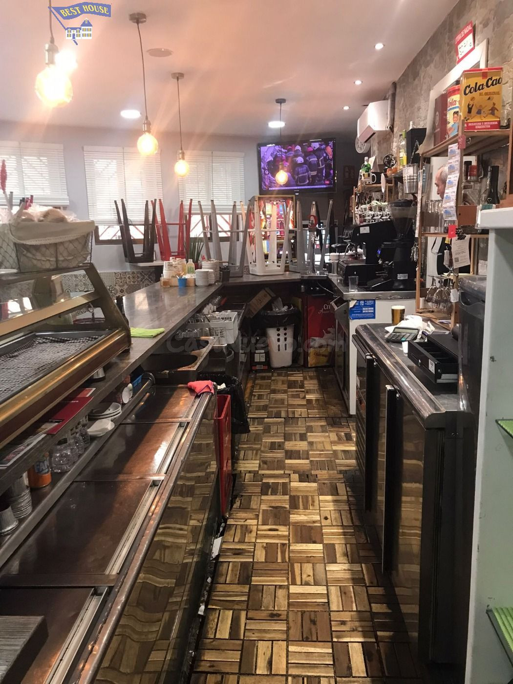 TRASPASO DE BAR-RESTAURANT TERRASSA (con alta rentabilidad)! - foto 2