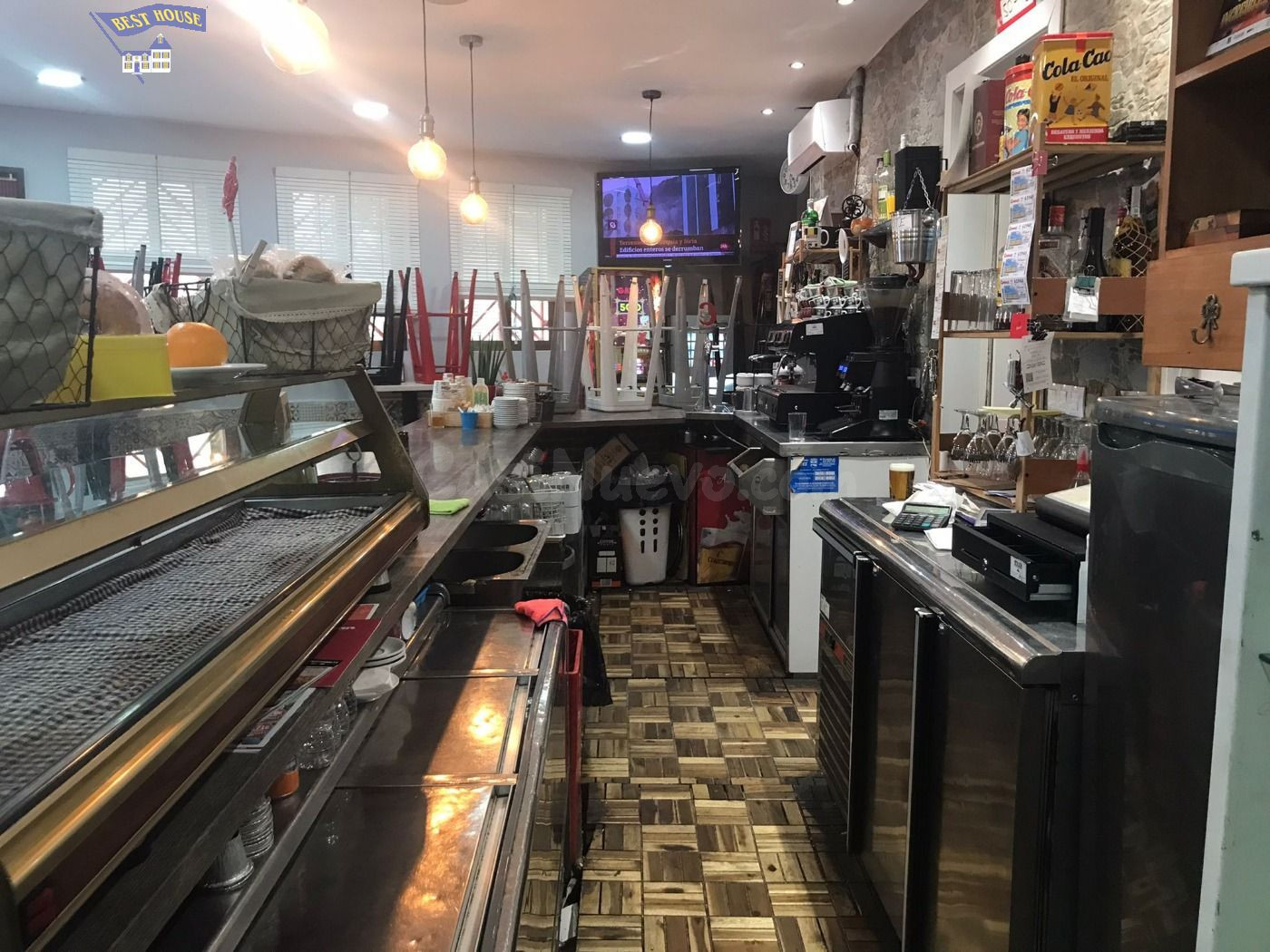 TRASPASO DE BAR-RESTAURANT TERRASSA (con alta rentabilidad)! - foto 5