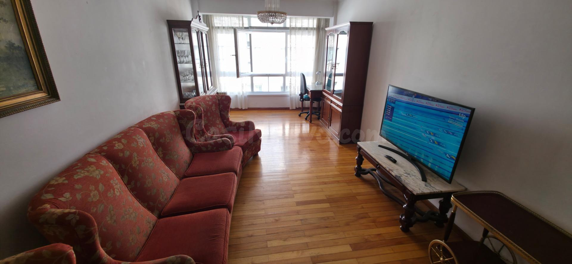 PISO PARA CURSO ESCOLAR CON 4 habitaciones Y 2 BAÑOS A ESCAS - foto 3