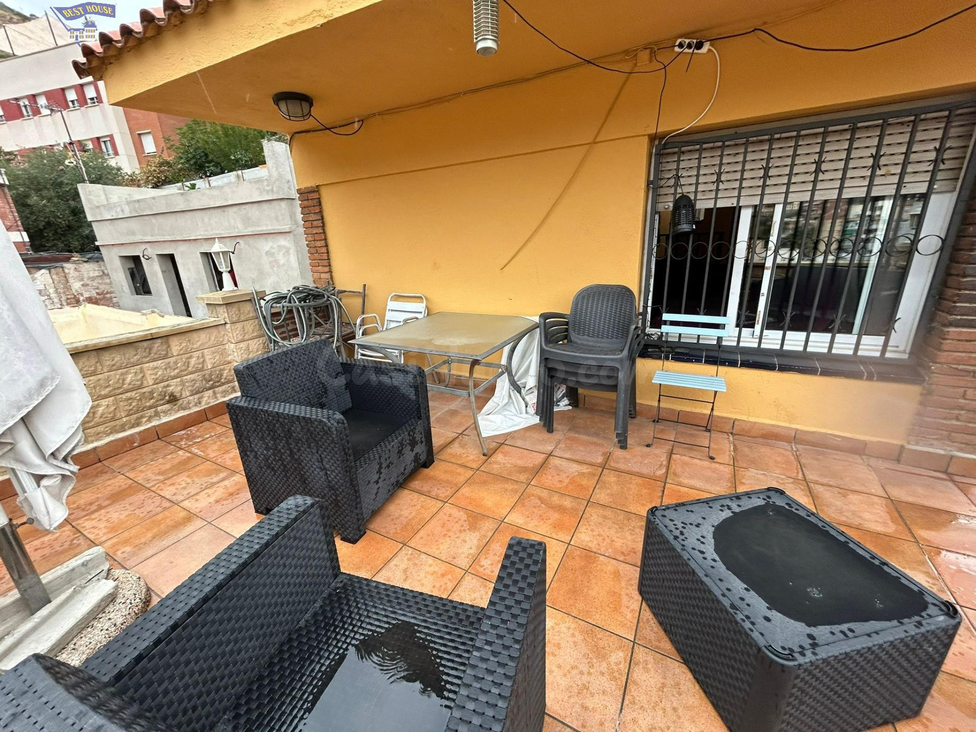 CASA ENCANTADORA CON PISCINA Y VISTAS DESPEJADAS EN SANT GEN